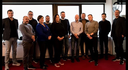 BrúKararáÐið 23 24